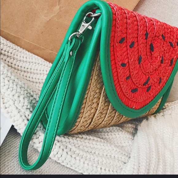 Straw watermelon clutch watermelon 🍉 ADORABLE! - Picture 4 of 8